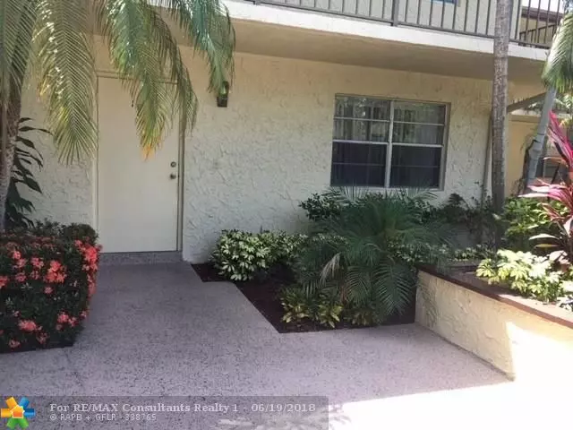 Tamarac, FL 33321,8790 Holly Ct  #102