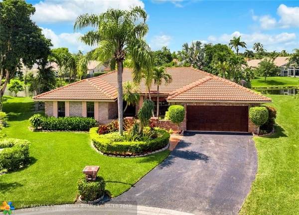 11046 NW 5th Ct, Coral Springs, FL 33071