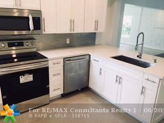 15125 S Biscayne River Dr, Miami, FL 33169