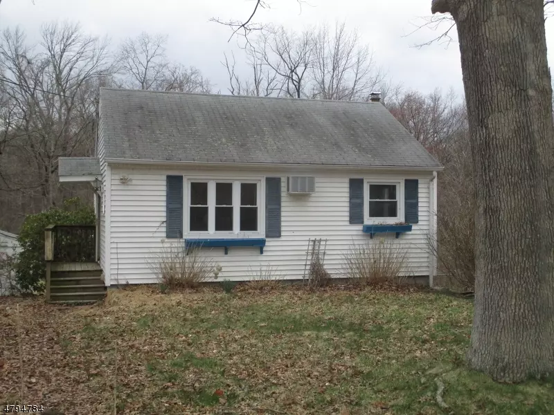 2 Dogwood Ln, Byram Twp., NJ 07874