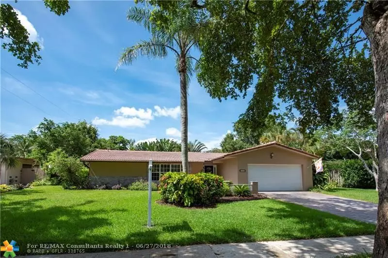 5562 SW 1st St, Plantation, FL 33317