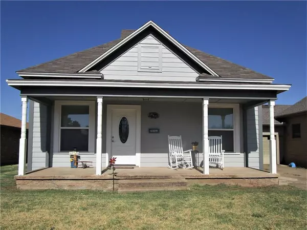 602 N Louis Tittle, Mangum, OK 73554