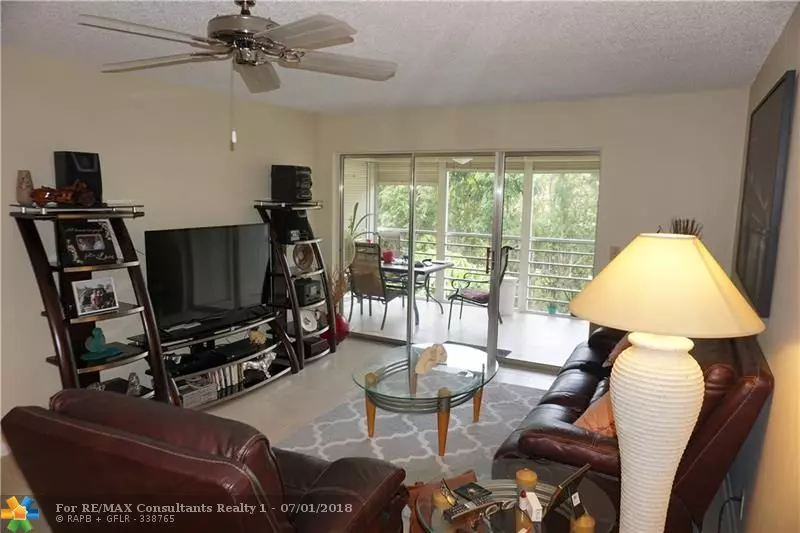 Delray Beach, FL 33484,5321 Poppy Pl  #203