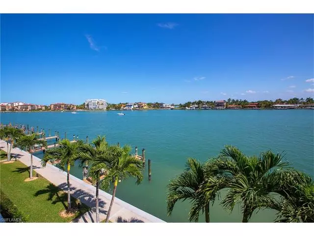 Marco Island, FL 34145,1200 Edington PL #A304