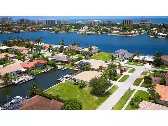 Marco Island, FL 34145,1113 Lighthouse CT