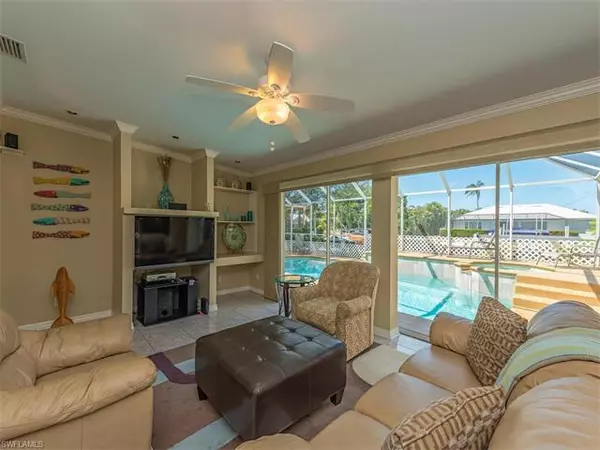 Marco Island, FL 34145,562 Goldcoast CT