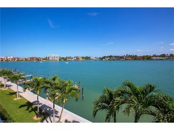 1200 Edington PL #A304, Marco Island, FL 34145