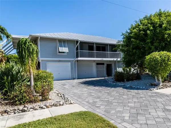 Marco Island, FL 34145,1132 Bond CT