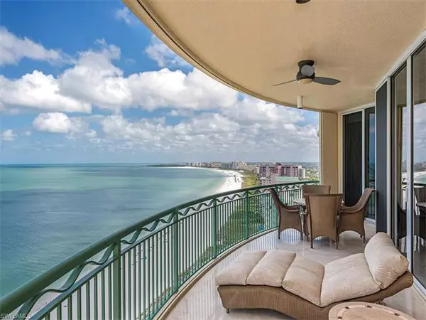 Marco Island, FL 34145,940 Cape Marco DR #2101