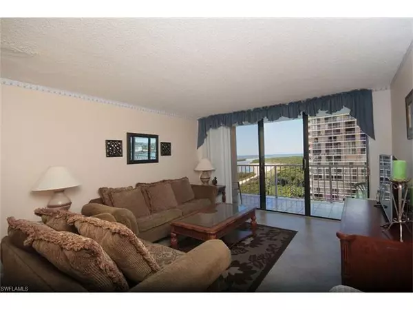 Marco Island, FL 34145,380 Seaview CT #1010