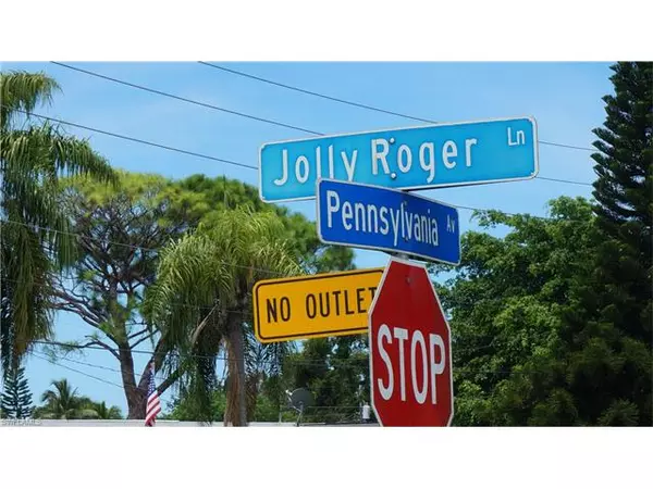 Bonita Springs, FL 34135,27233 Jolly Roger LN