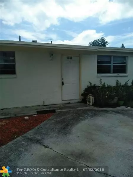 1658 AVENUE H WEST, Riviera Beach, FL 33404