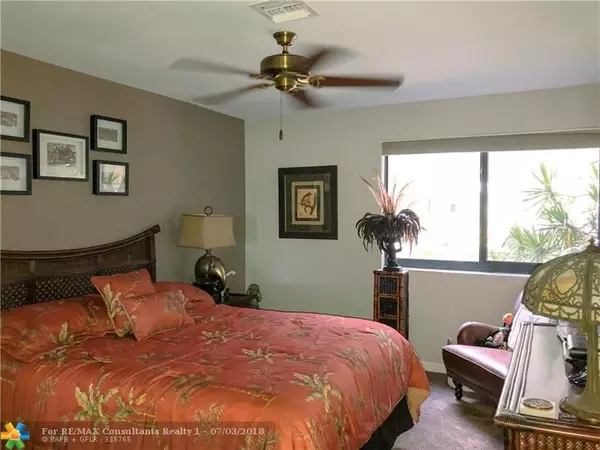 Wilton Manors, FL 33305,501 NE 19th St  #501