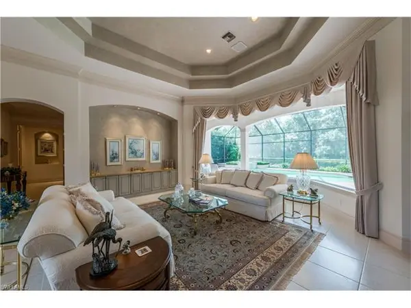 267 Cheshire WAY, Naples, FL 34110