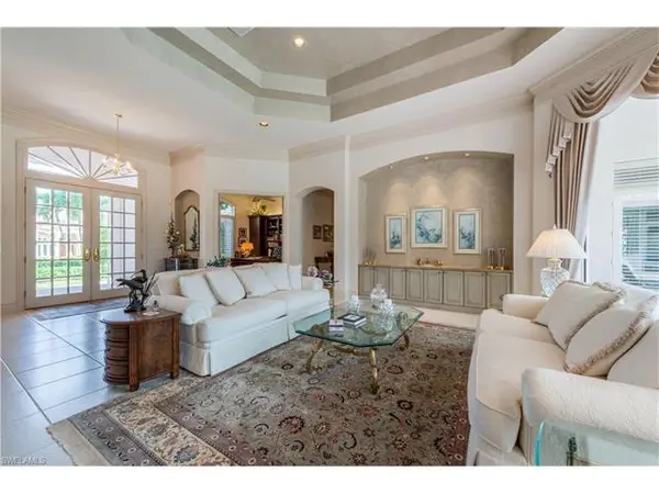 267 Cheshire WAY, Naples, FL 34110