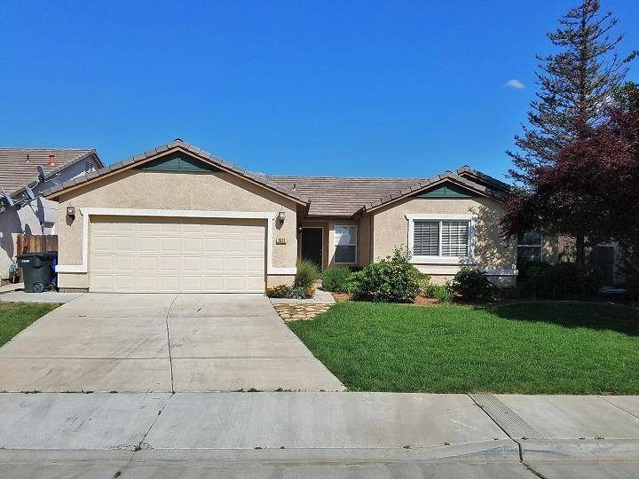 2023 N Bordeaux Way, Hanford, CA 93230