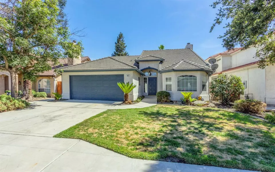 922 Fedora Avenue, Clovis, CA 93612