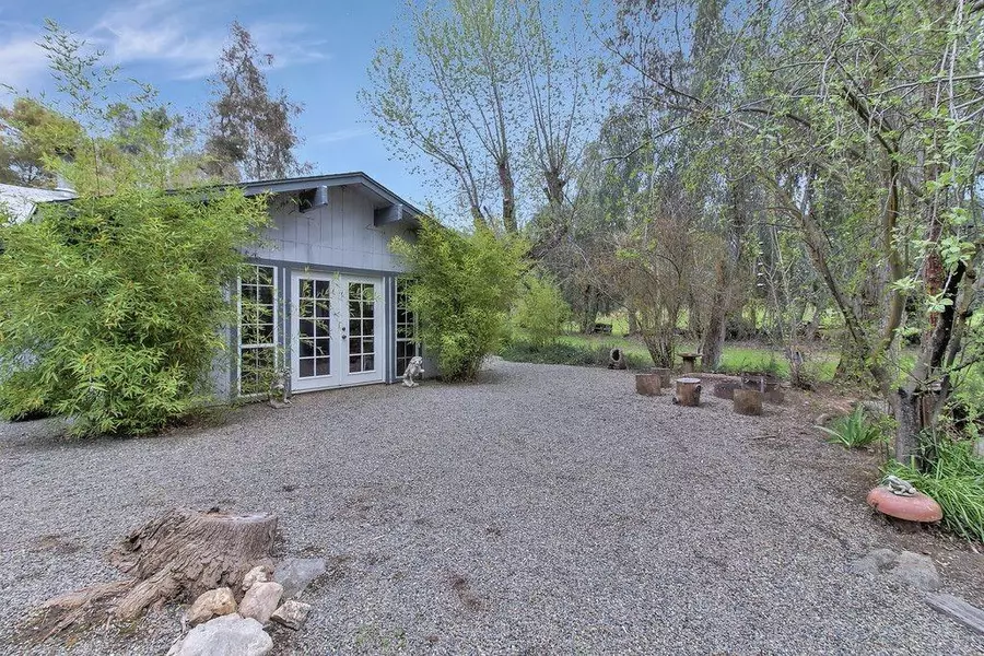 38044 Squaw Valley Road, Squaw Valley, CA 93675