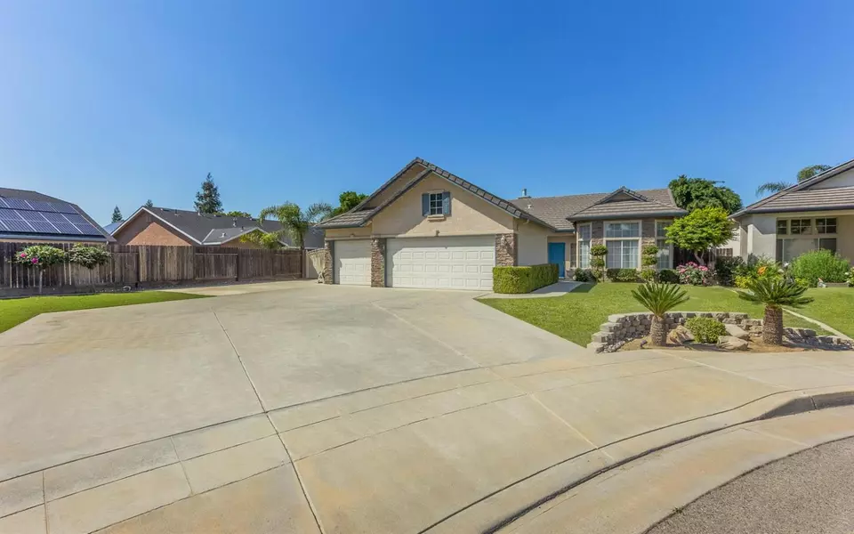 2717 San Gabriel, Clovis, CA 93611