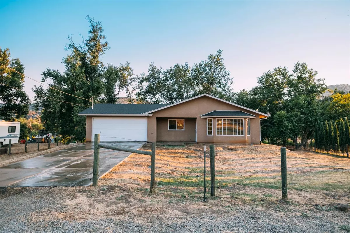 Sanger, CA 93657,6153 Big Oak Road