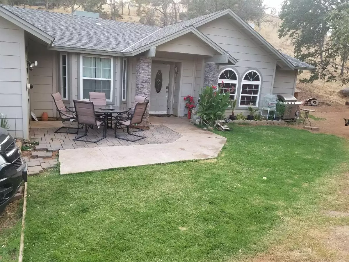 Squaw Valley, CA 93675,40304 Cornflower Lane