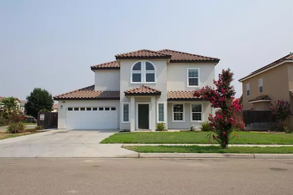 3140 Holt Avenue, Sanger, CA 93657