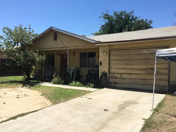 3201 Mitchell Avenue, Selma, CA 93662