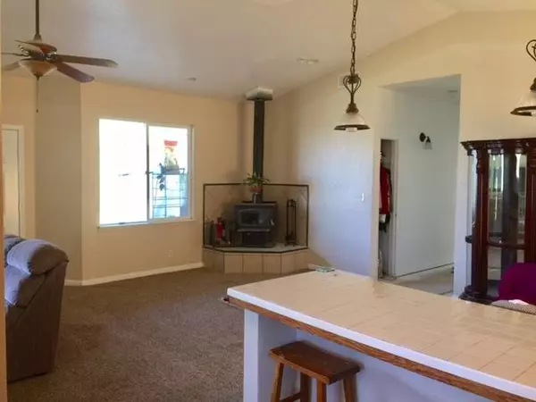 Squaw Valley, CA 93675,39368 Clover Lane