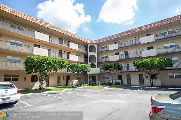 5961 N Falls Circle Dr  #111, Lauderhill, FL 33319