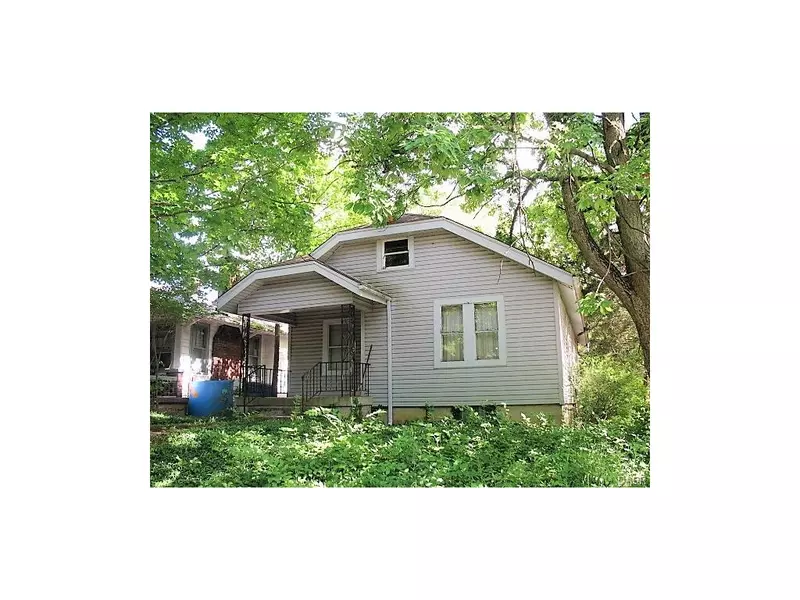 2926 W Hillcrest, Dayton, OH 45406