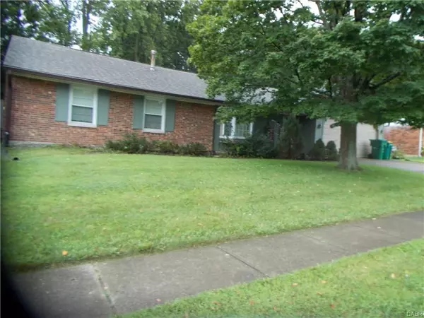 235 Whispering Pines, Springboro, OH 45066