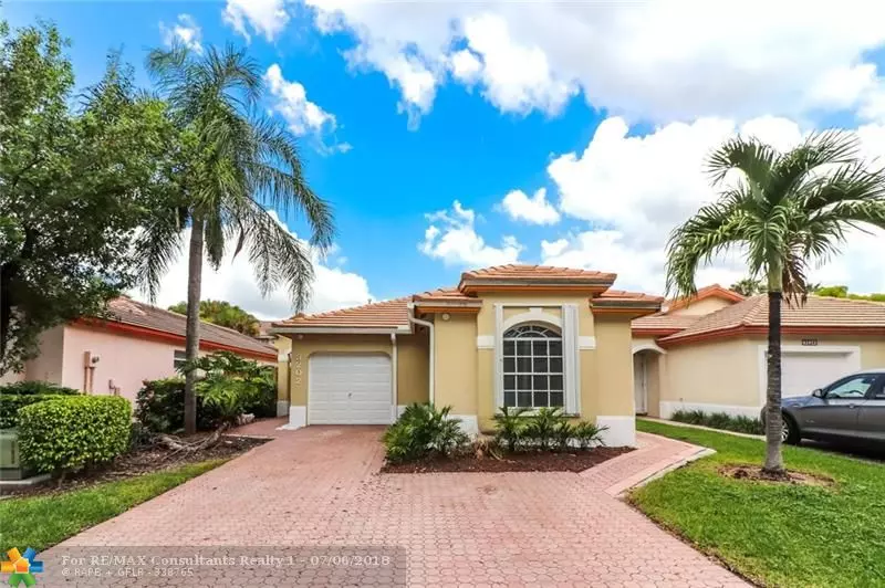 3202 NW 99th Pl, Doral, FL 33172