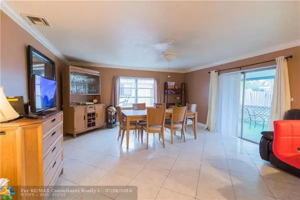 Deerfield Beach, FL 33442,2703 SW 14th Dr