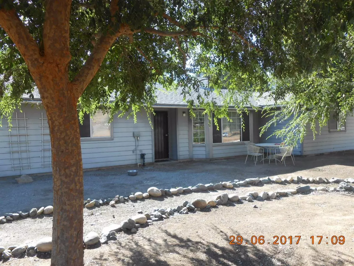 Sanger, CA 93657,6331 Big Oak Road Road