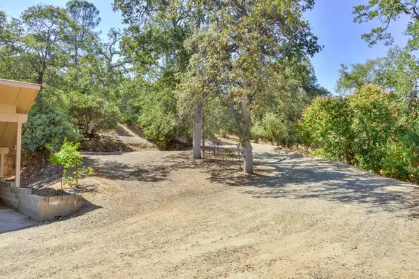 Oakhurst, CA 93644,42985 Whittenburg Road