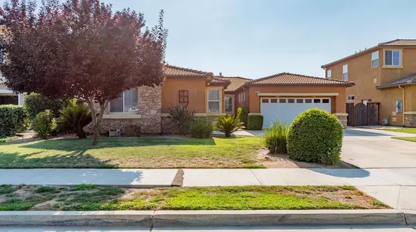 829 Fenmore Avenue, Sanger, CA 93657