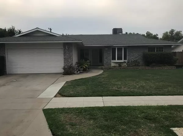 5741 N 9th Street, Fresno, CA 93710