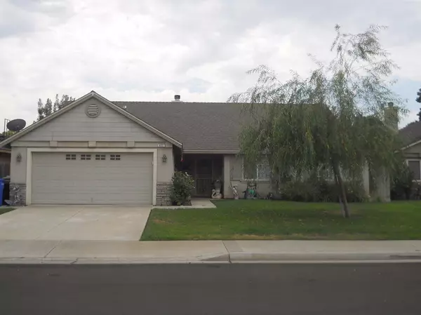 631 Saffron, Hanford, CA 93230