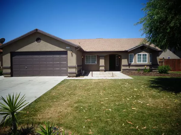 1420 Armstrong Drive, Hanford, CA 93230