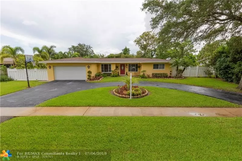 6281 SW 5th Ct, Plantation, FL 33317