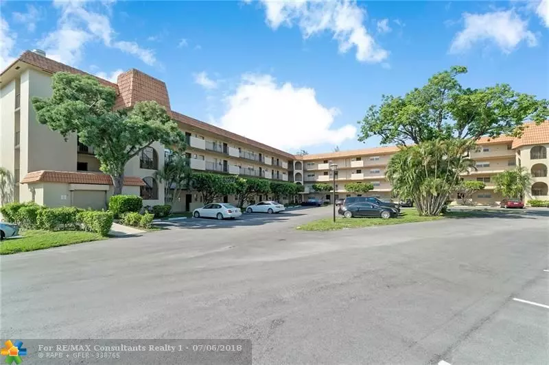 5961 N FALLS CIRCLE DR  #413, Lauderhill, FL 33319