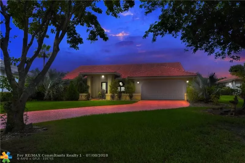 11855 Classic Dr, Coral Springs, FL 33071