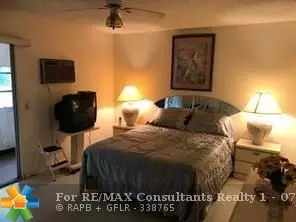 Deerfield Beach, FL 33442,76 Newport #76