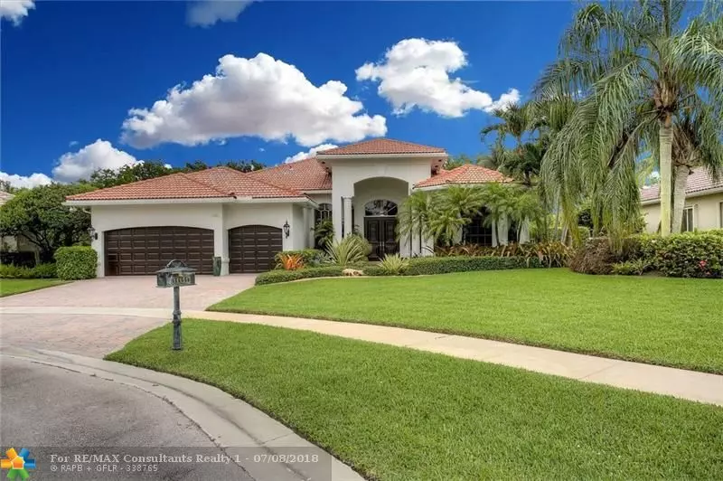 11151 Redhawk St, Plantation, FL 33324