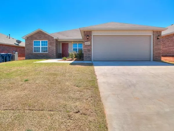 2021 W Oak Valley Way, Mustang, OK 73074