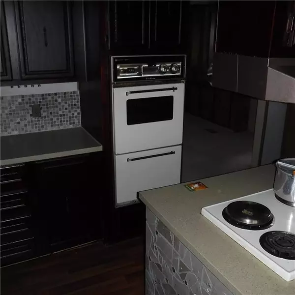 Thomas, OK 73669,620 N 11th