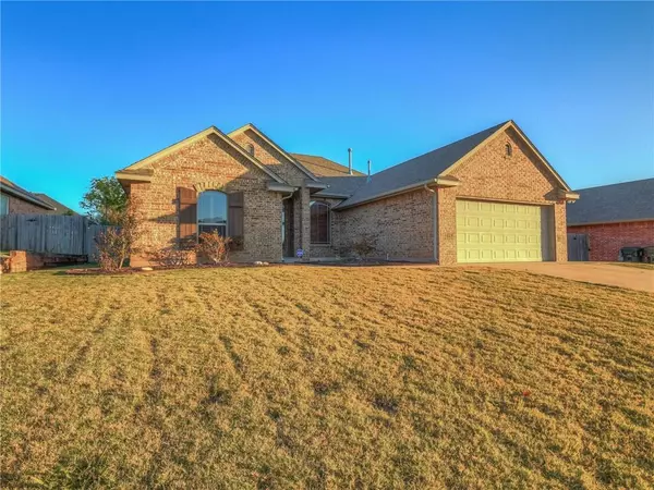 Midwest City, OK 73130,10811 BLUE SKY Drive