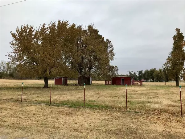 Minco, OK 73059,1505 NE Cemetary Road