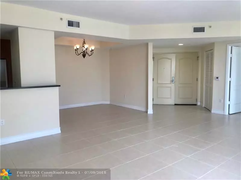 101 SE 20TH AV  #401, Deerfield Beach, FL 33441