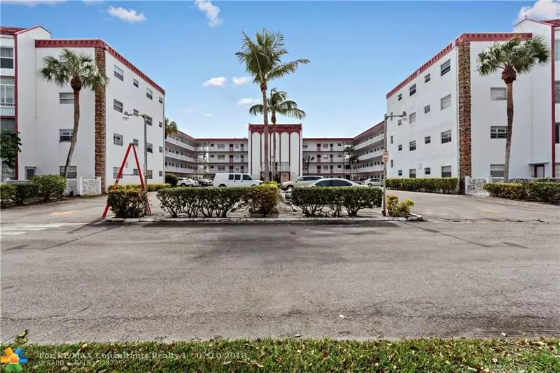 Lauderdale Lakes, FL 33319,4270 NW 40th St  #206